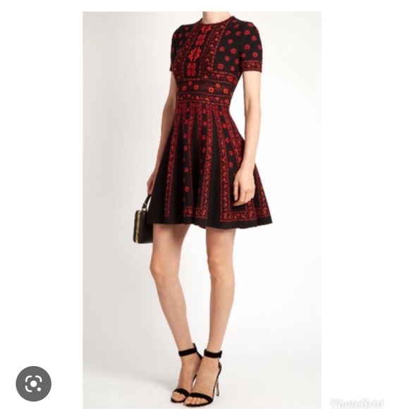 Alexander McQueen stretch wool dress - Picture 7 of 8